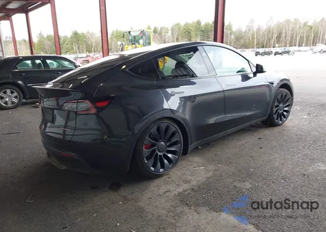 2024 Tesla Model Y Performance Dual Motor All-Wheel Drive из США, поврежденный, VIN 7SAYGDEF5RA328497
